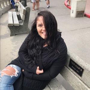 Meet your Posher, Tessa